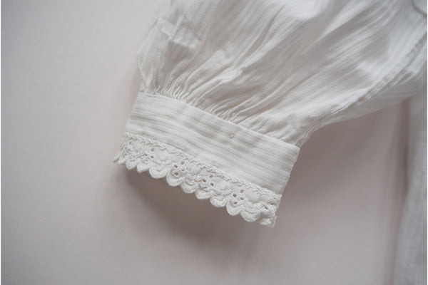 Gorgeous blouse - 12m