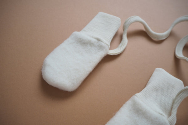 MIttens In Wool & Cotton Fleece - Natural - Size 0-12m - By Cosilana