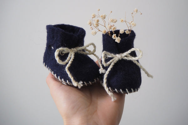 'Finnie' booties by the brand Filzling - Midnight - 0-3m