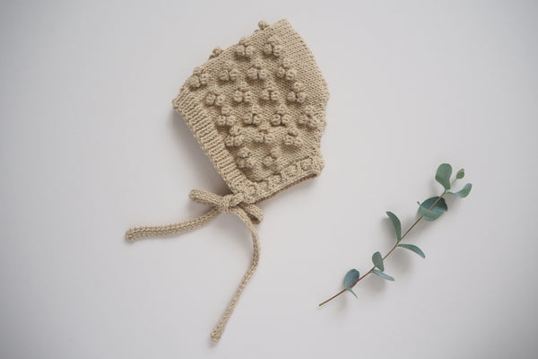 'Bobble' Bonnet - Oat - 0/3m - 40% off