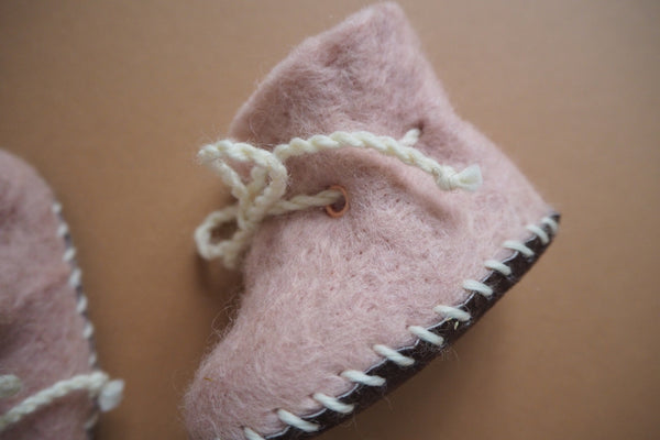 'Finnie' booties by the brand Filzling - Powder Pink - 0-3m