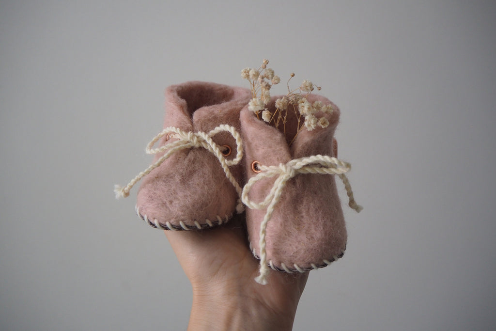 'Finnie' booties by the brand Filzling - Powder Pink - 0-3m
