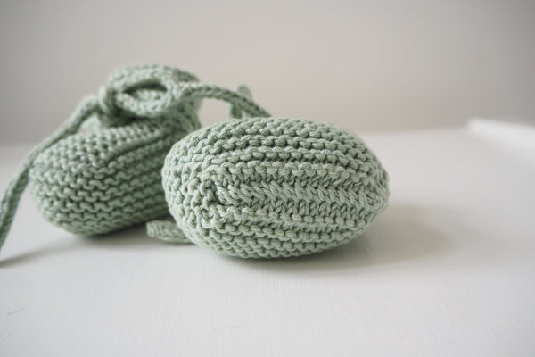 Booties Mimosa - Fig leaves - Newborn to 6m - 40%off